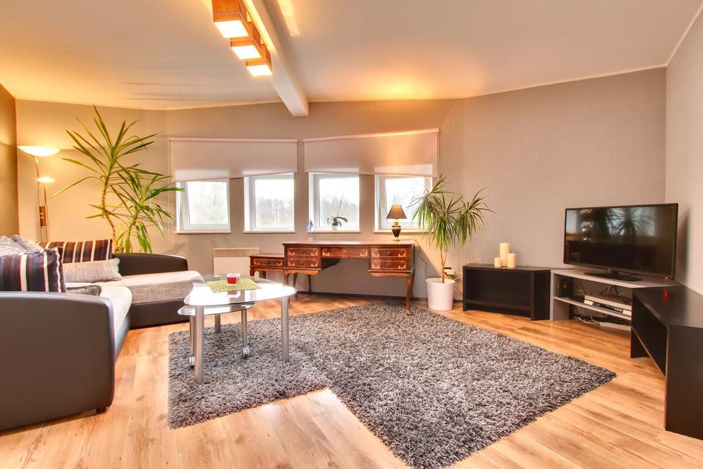 טאלין Toompuiestee Penthouse With Sauna מראה חיצוני תמונה