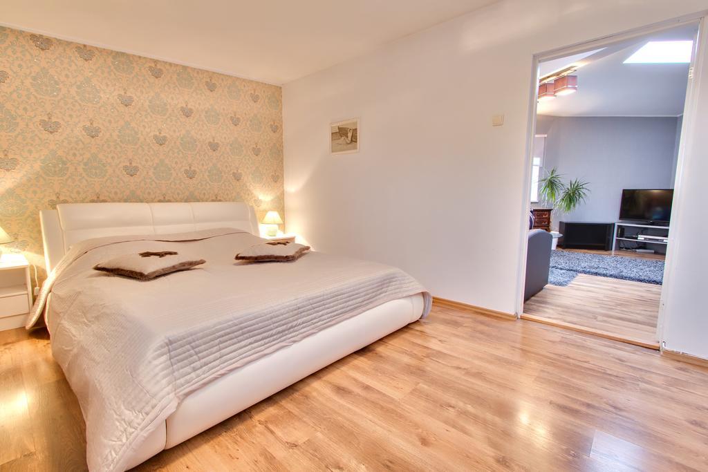 טאלין Toompuiestee Penthouse With Sauna מראה חיצוני תמונה